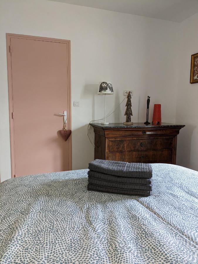 Au Chalet D'Illiers Combray, Grand Jardin Arbore Exteriér fotografie